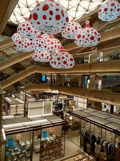ginza-six-1.jpg
